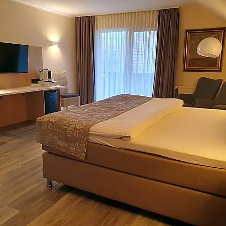 Hotel Garni Eichhornkobel Faßberg