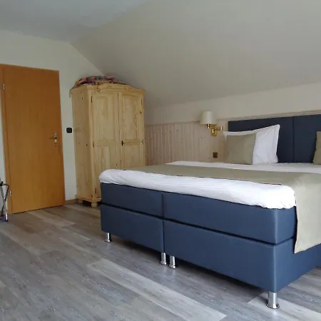 Hotel Garni Eichhornkobel