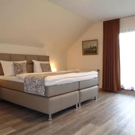 Hotel Garni Eichhornkobel Faßberg