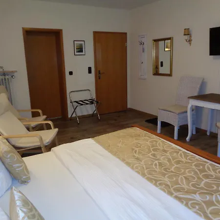 Hotel Garni Eichhornkobel Faßberg