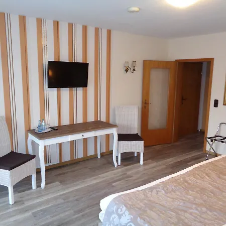 Hotel Garni Eichhornkobel Faßberg